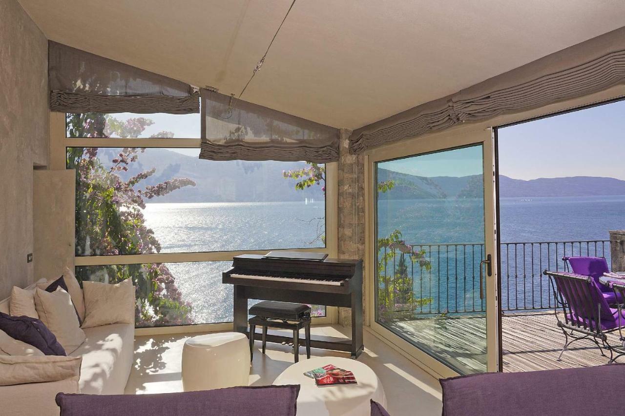 Villa Rachele: Stunning Luxury Villa In Centre Gargnano With Private Pool And Breathtaking Views Екстериор снимка