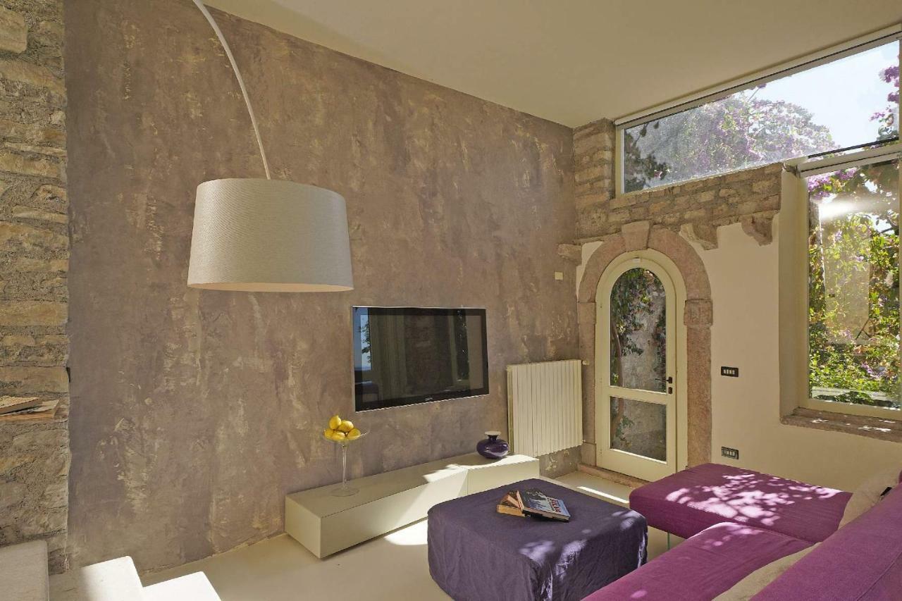 Villa Rachele: Stunning Luxury Villa In Centre Gargnano With Private Pool And Breathtaking Views Екстериор снимка