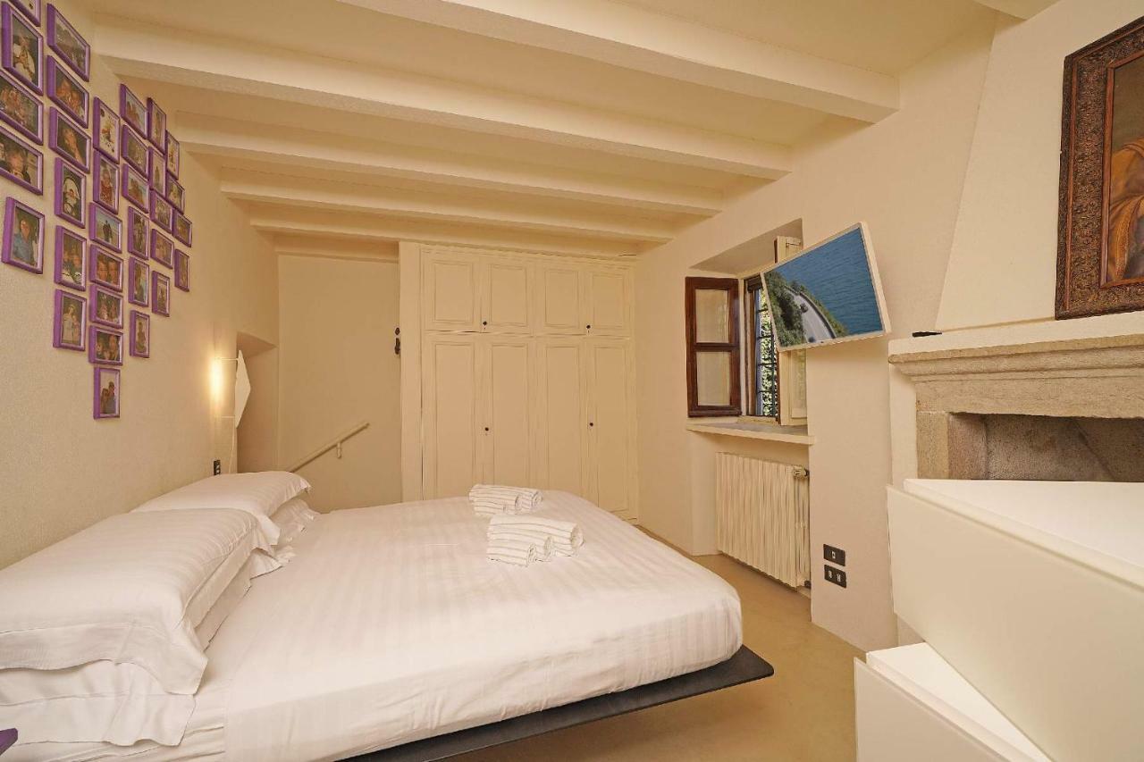 Villa Rachele: Stunning Luxury Villa In Centre Gargnano With Private Pool And Breathtaking Views Екстериор снимка