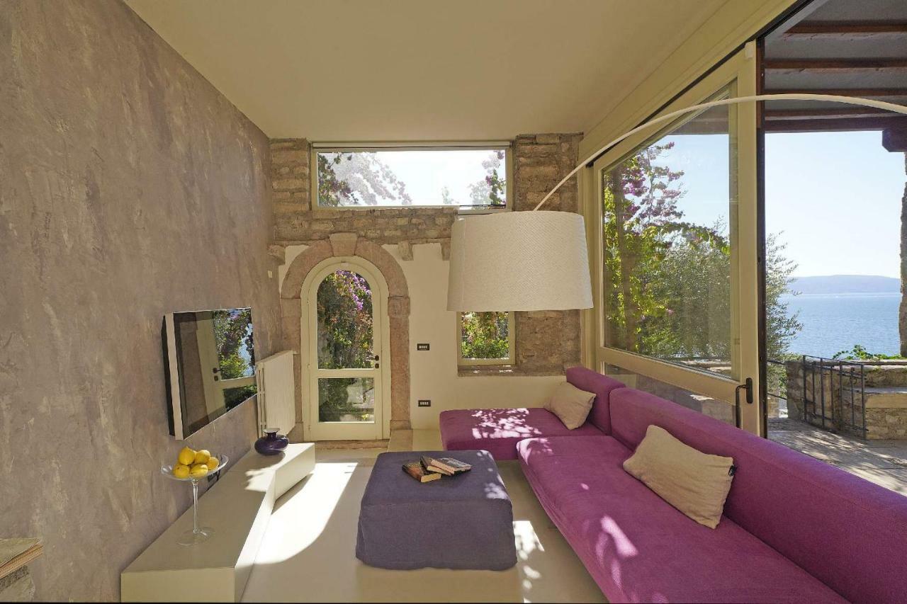 Villa Rachele: Stunning Luxury Villa In Centre Gargnano With Private Pool And Breathtaking Views Екстериор снимка